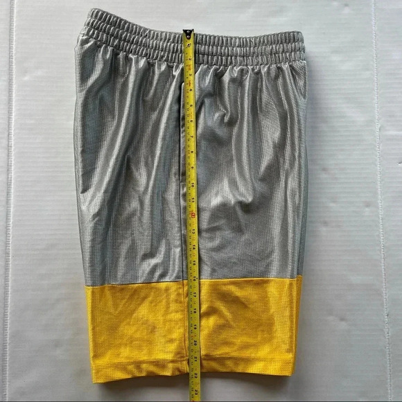 Nike Argletic  Shorts For men size Medium Gold color with Gray - Picture 5 of 11